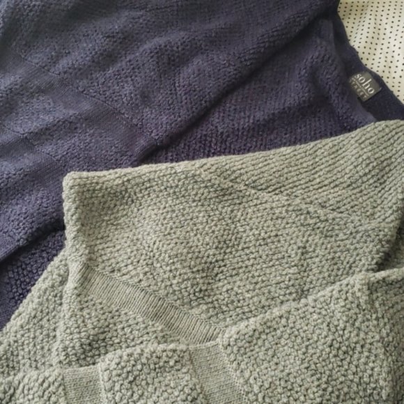 SALE! Scoopneck Crop Sweater - Picture 9 of 15